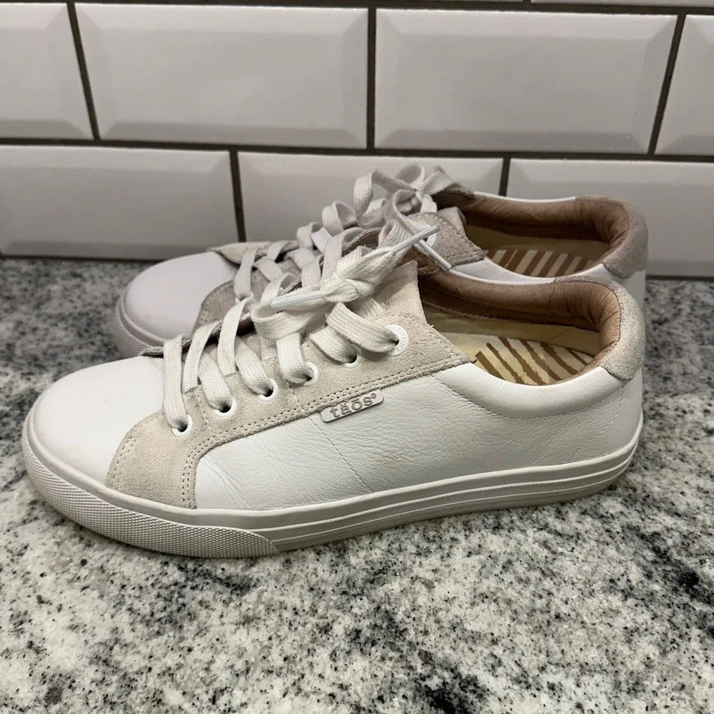 Taos Womens 9 Heart & Soul Lux Sneakers White Leather Suede HSL-14194 Lace Up